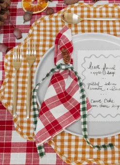 Heather Taylor Home Annabelle Plaid Red Napkins