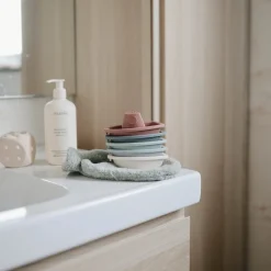 Outlet Mushie Bath Boats