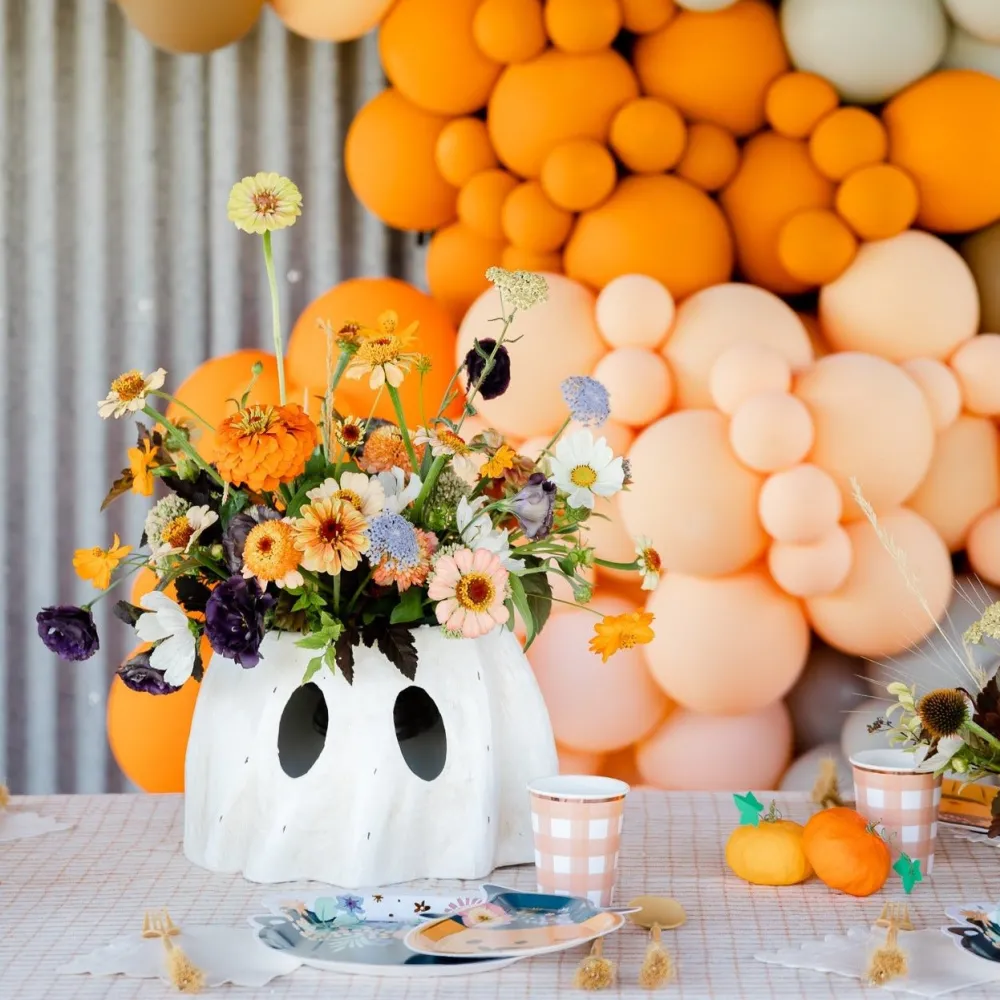 Bethany Lowe Designs, Inc. Bethany Lowe Large Ghost Bucket