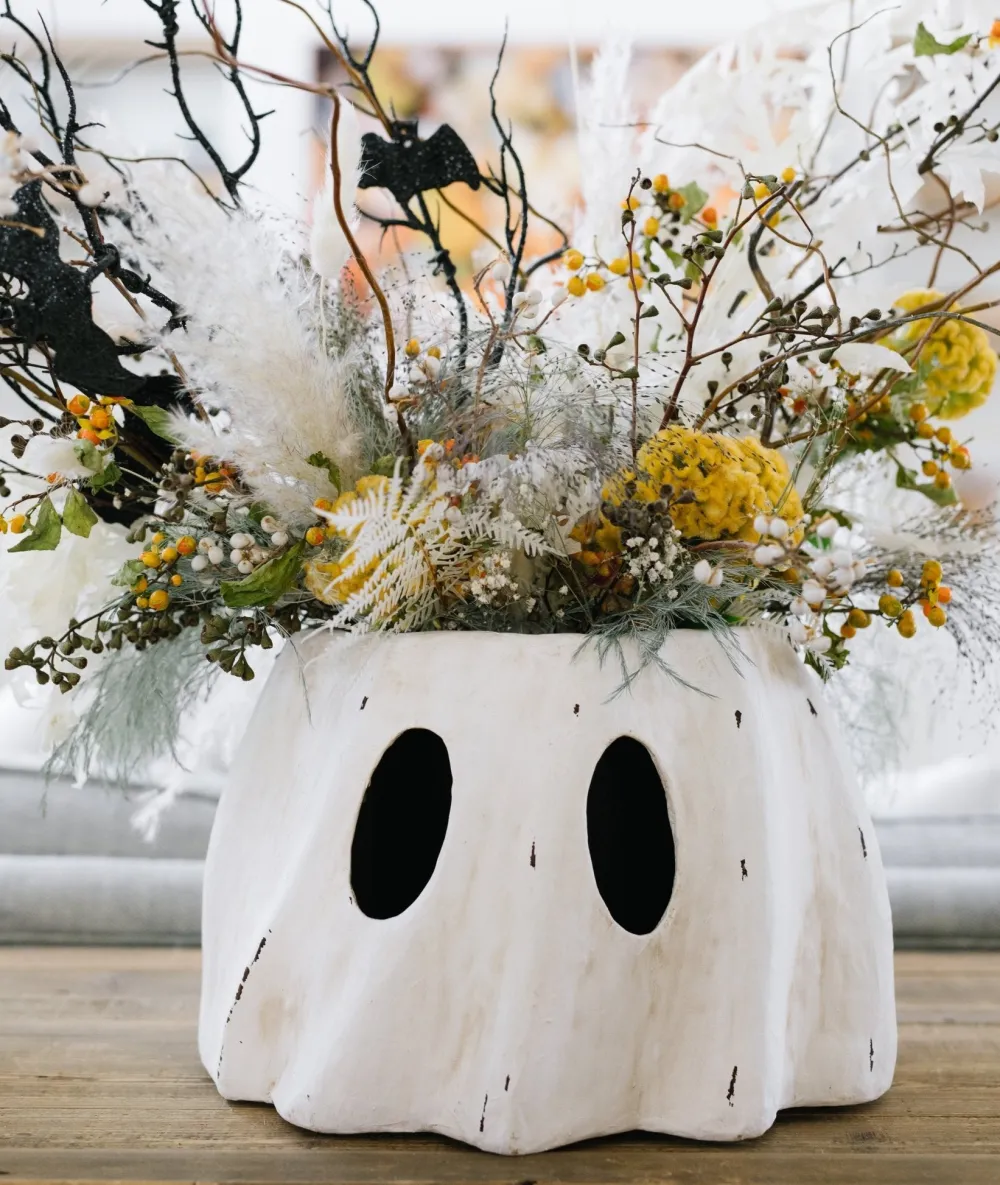 Bethany Lowe Designs, Inc. Bethany Lowe Large Ghost Bucket