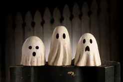 New Bethany Lowe Designs, Inc. Bethany Lowe Surprised Ghost Luminary Medium Paper Mache