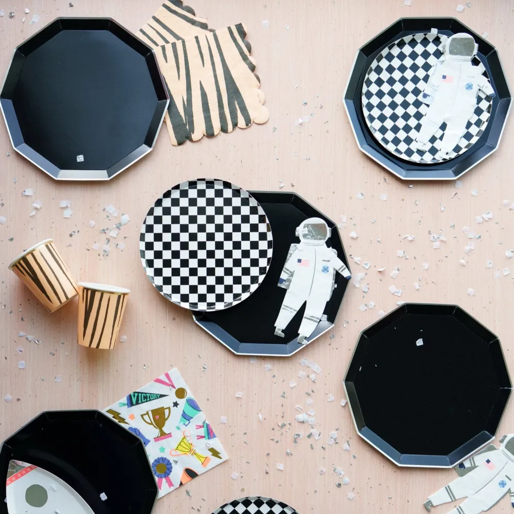 Hot Bonjour Fete Black Noir Premium Dinner Plates