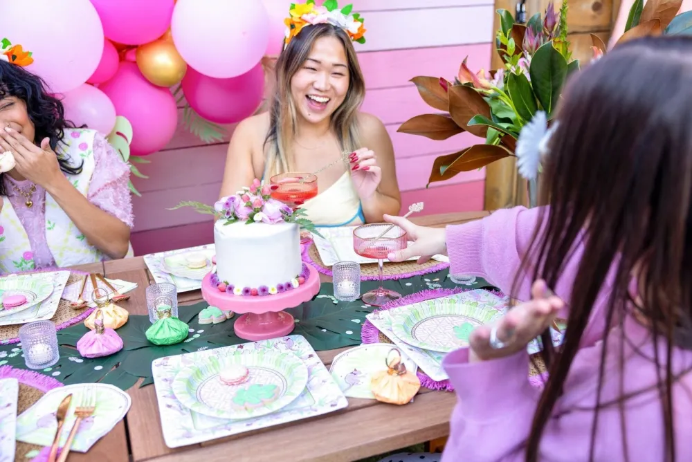 Best Packed Party Cabana Club Balloon Garland (94 ct)