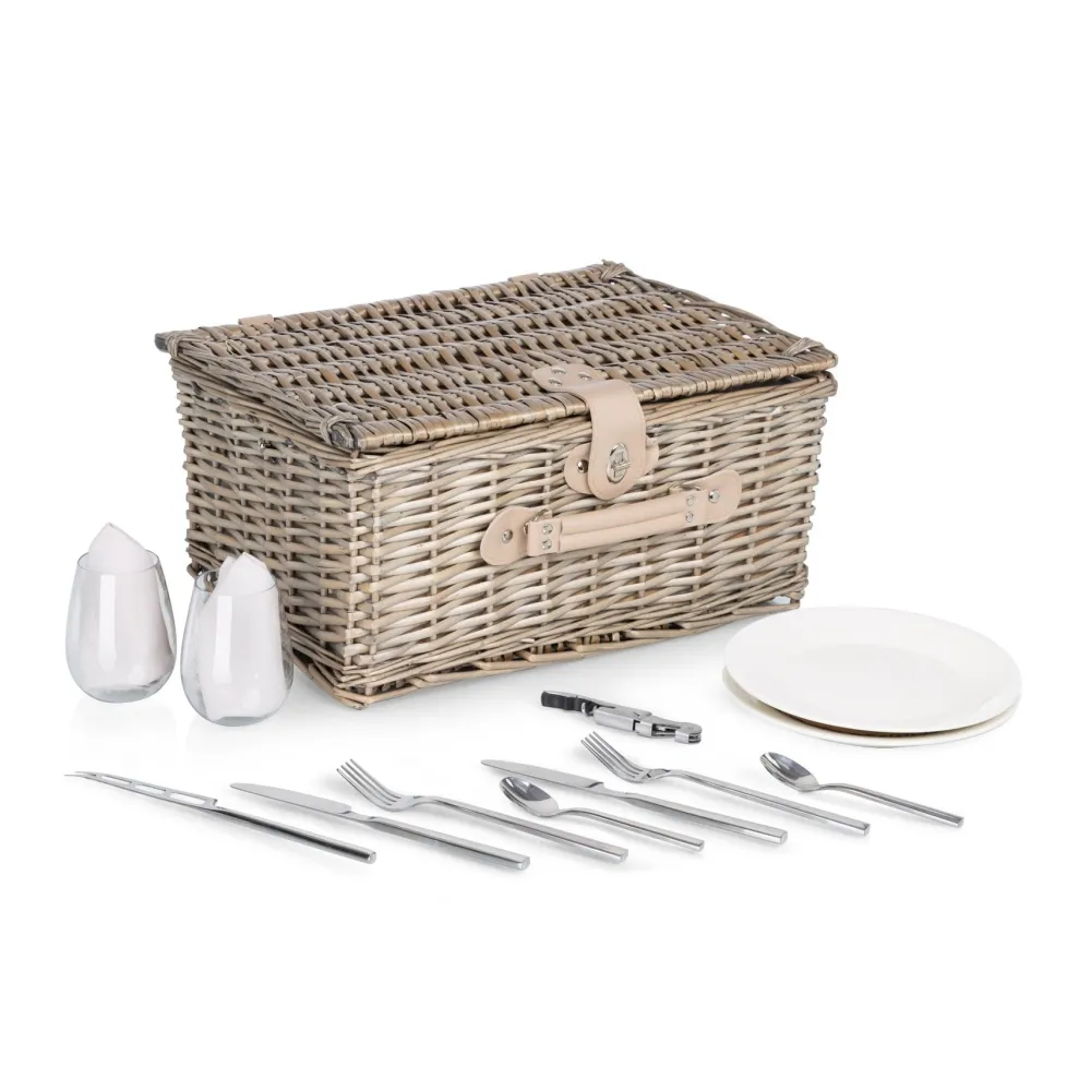 New Picnic Time Family of Brands Classic Picnic Basket for 2