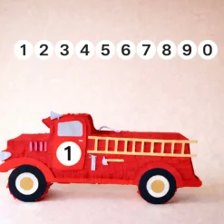 Clearance mamaspinatas Fire Truck Piñata