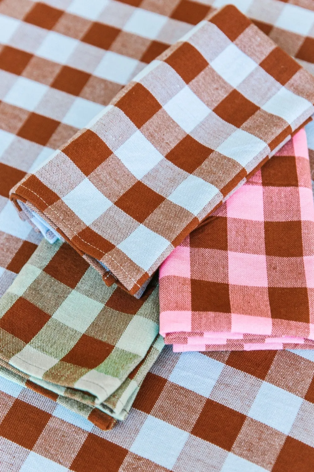 Online Heather Taylor Home Gingham Candy Nutmeg & Pink Napkins