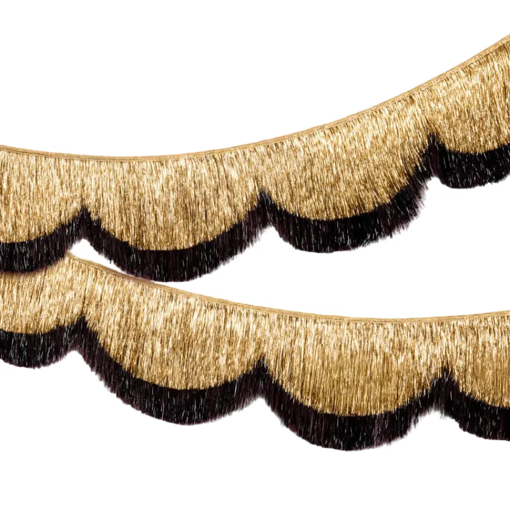 Hot xo, Fetti Gold & Black Scallop Fringe Banner
