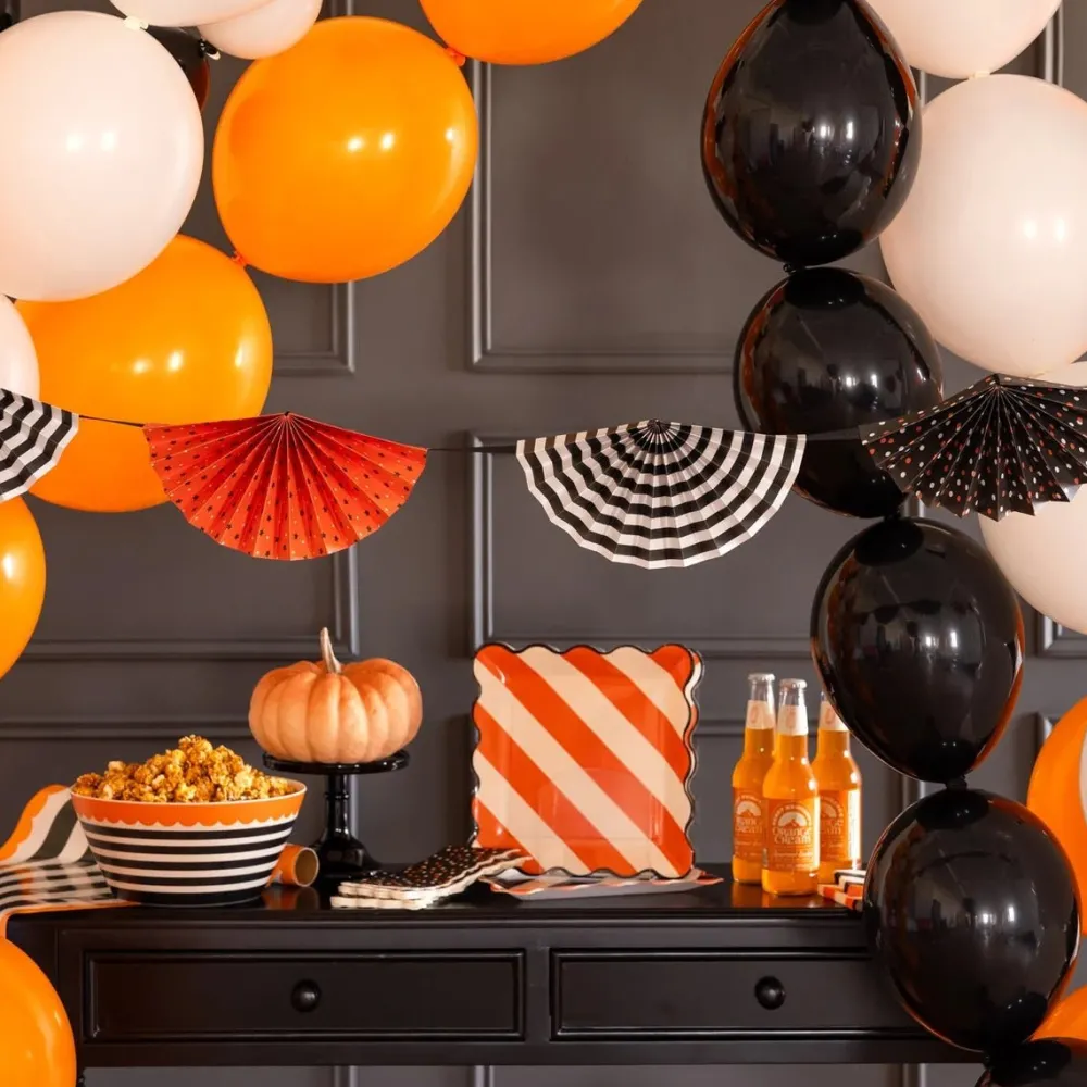 Hot My Mind’s Eye Halloween Fan Bunting Banner