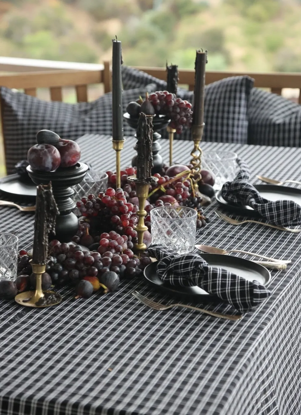 Outlet Heather Taylor Home Harrison Plaid Black Tablecloth