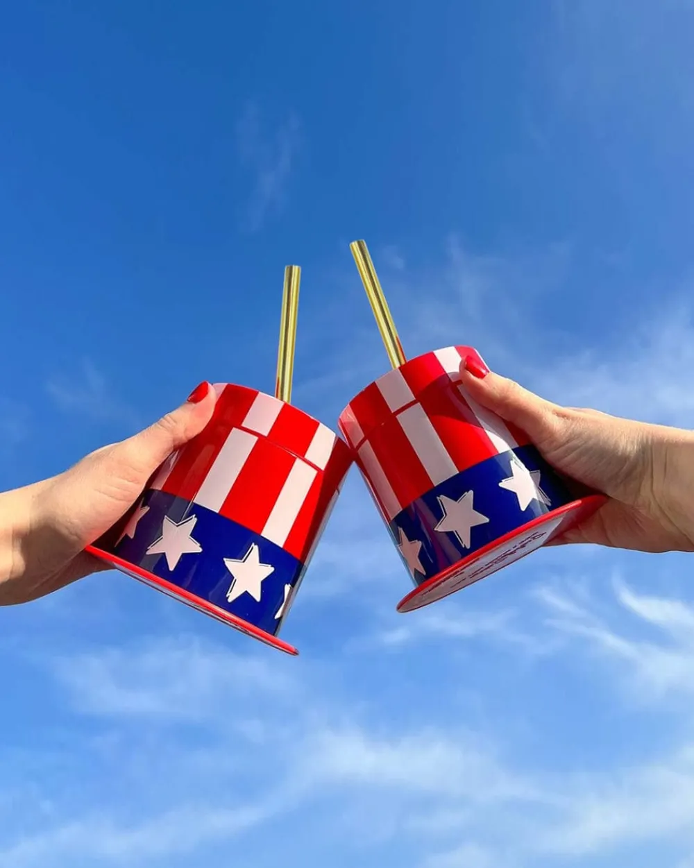 New Packed Party Hats Off To The USA Patriotic Sippers