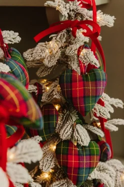 Online Heather Taylor Home Holly Plaid Heart Ornament