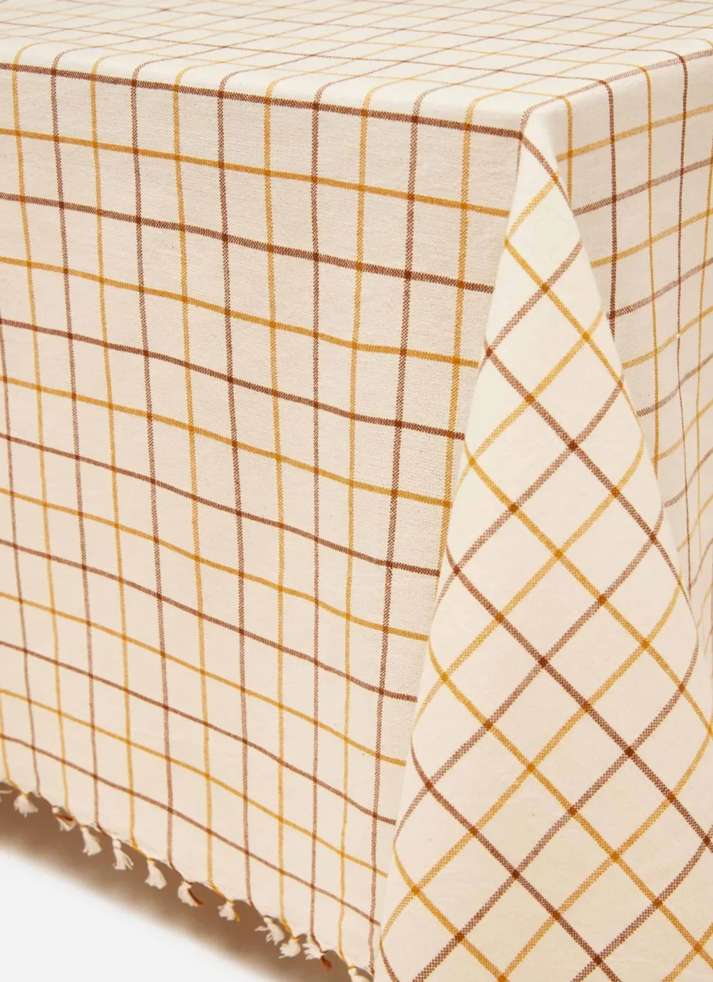 Heather Taylor Home Lattice Nutmeg Tablecloth