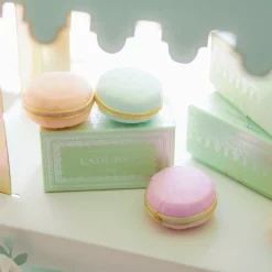 Online Meri Meri X Laduree Paris Macaron Surprise Balls