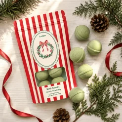 Outlet Latika Beauty Pine and Cedarwood Christmas Mini Bath Bombs