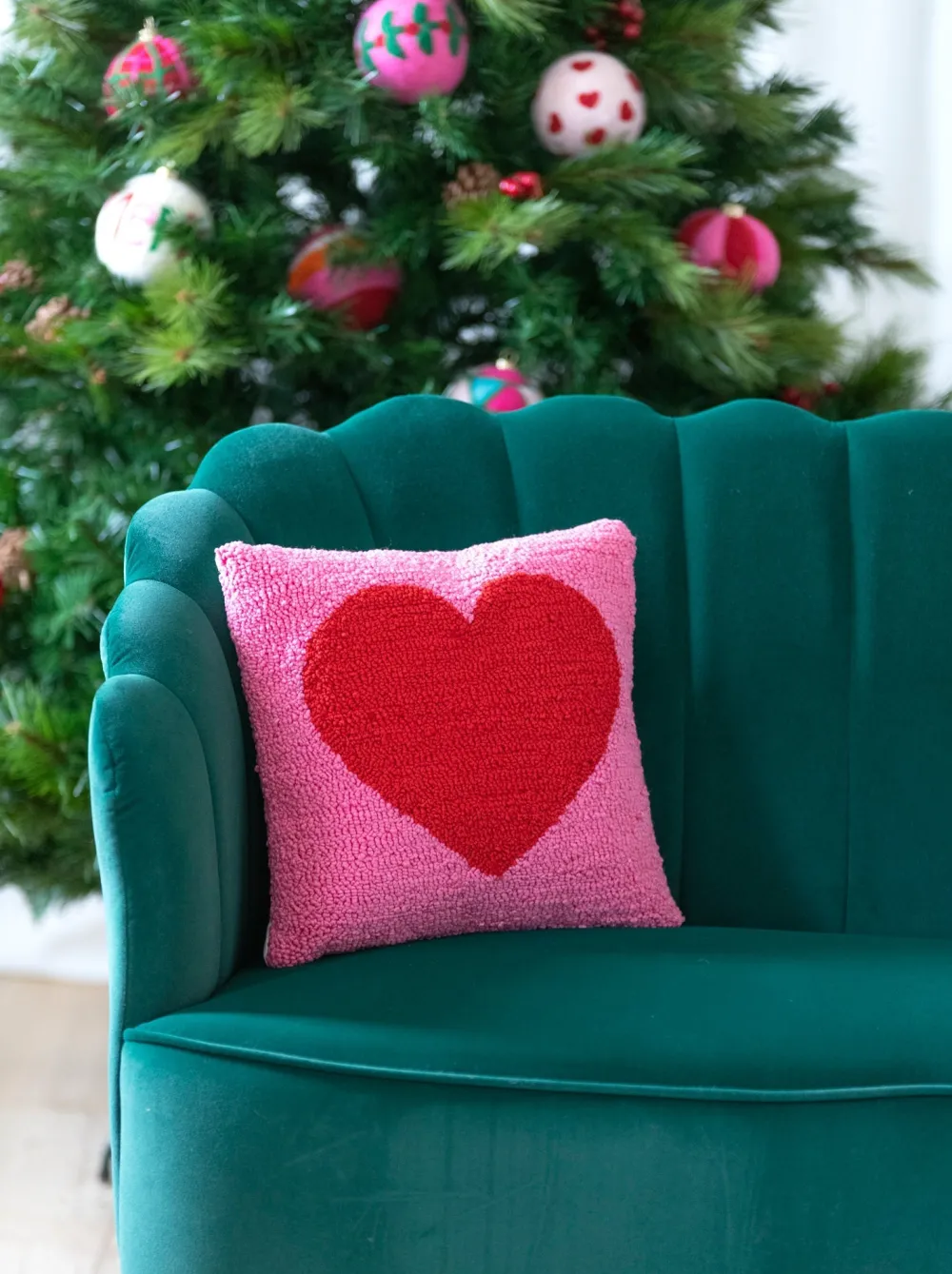 Best Shiraleah Retail Pink Heart Pillow