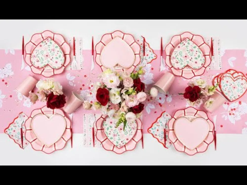 Sale Bonjour Fete Pink Valentine Heart Plates