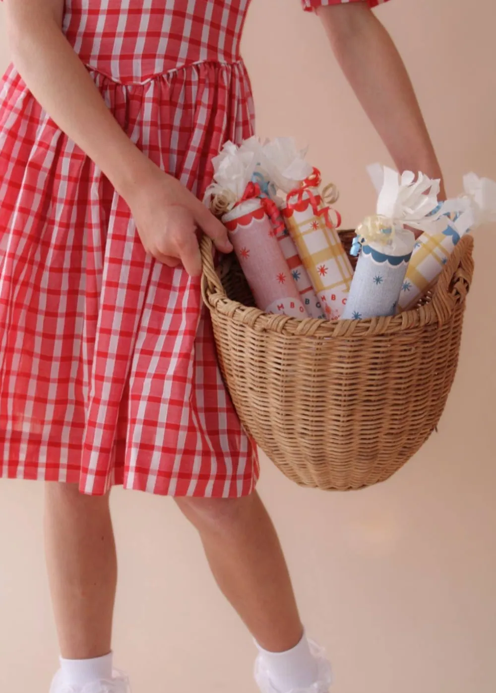 Online Party & Parlour Red Plaid Jumbo Surprise Bon Bon
