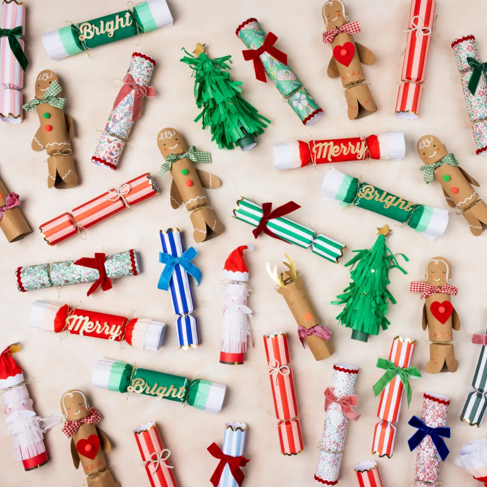 Discount Meri Meri Santa, Reindeer, and Tree Crackers