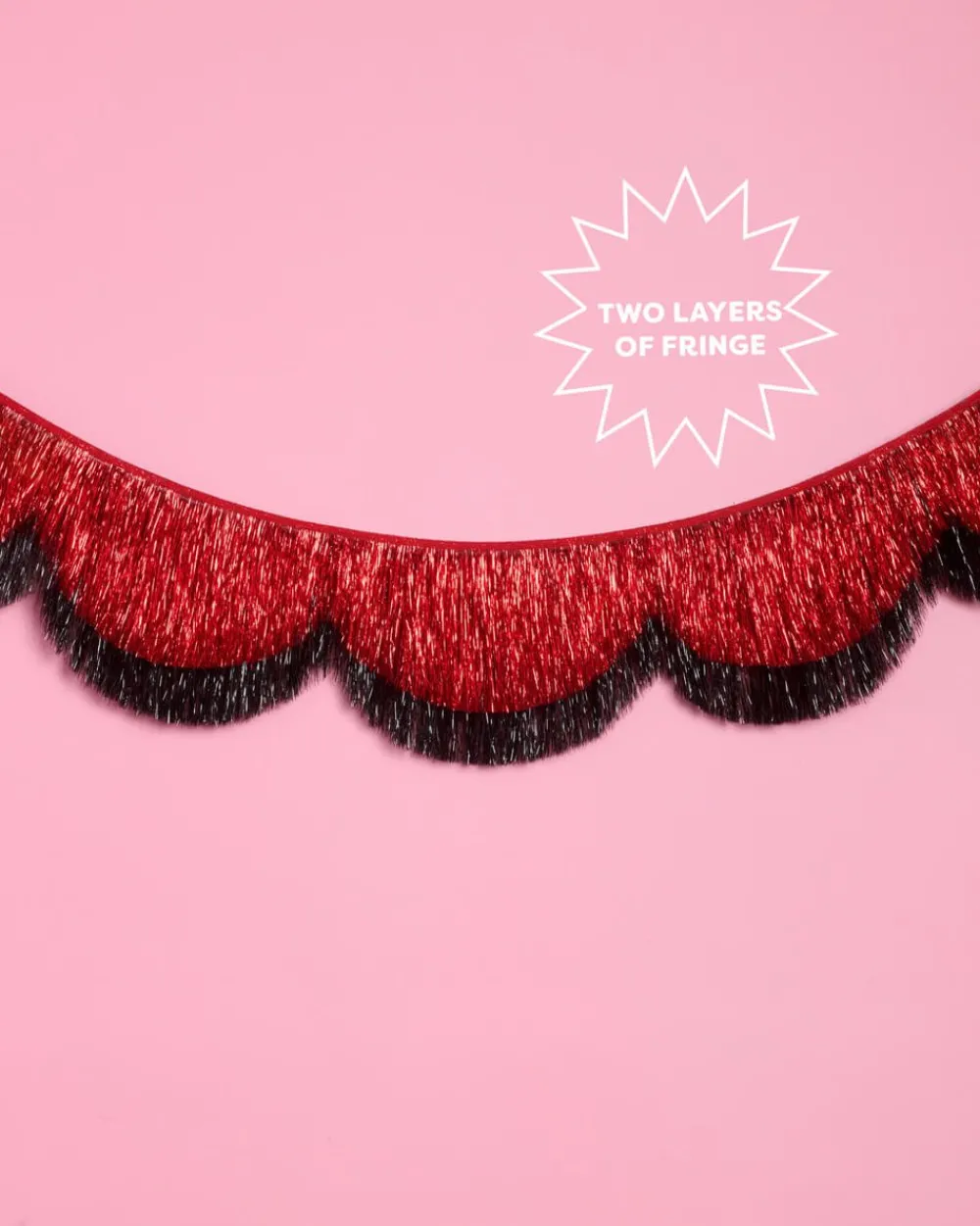 Outlet xo, Fetti Scallop Fringe Banner - black + red foil banner