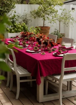 Sale Heather Taylor Home Soho Two Toned Bordeaux Tablecloth