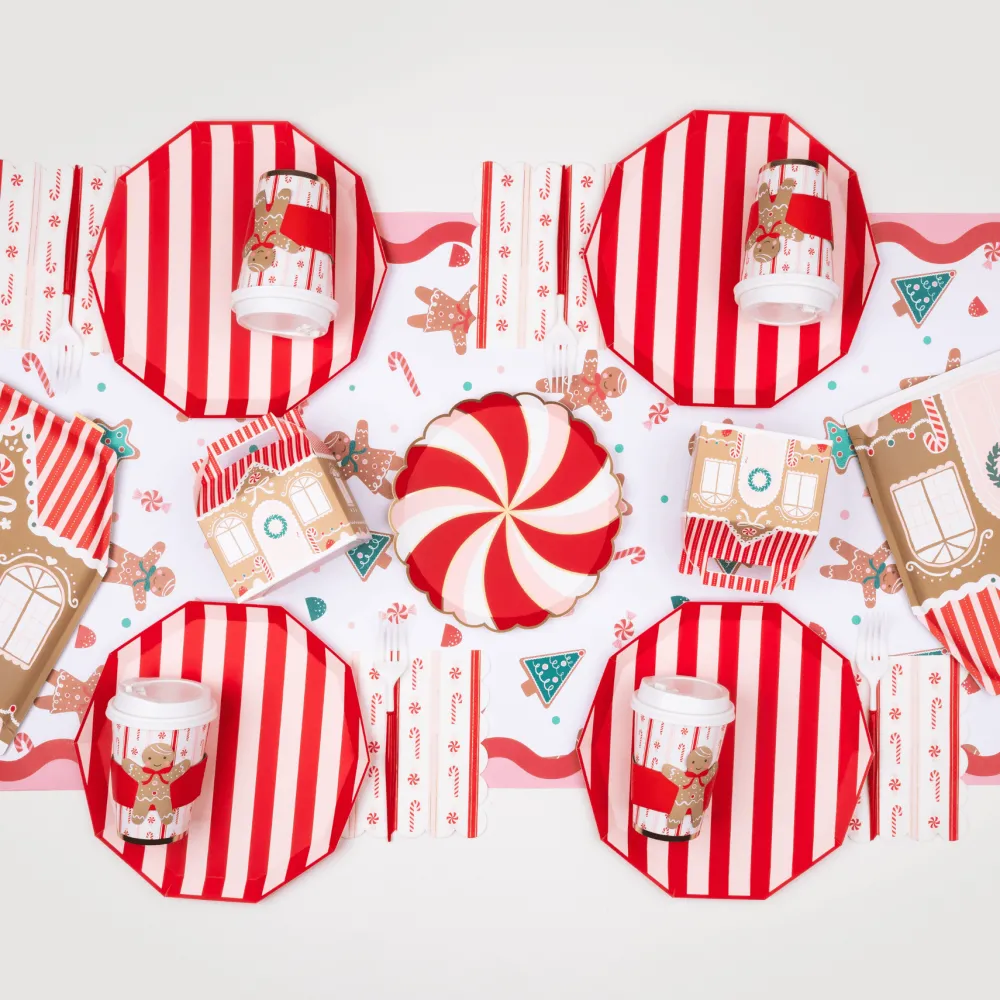 New Bonjour Fete Sweet Gingerbread House Cookie Boxes