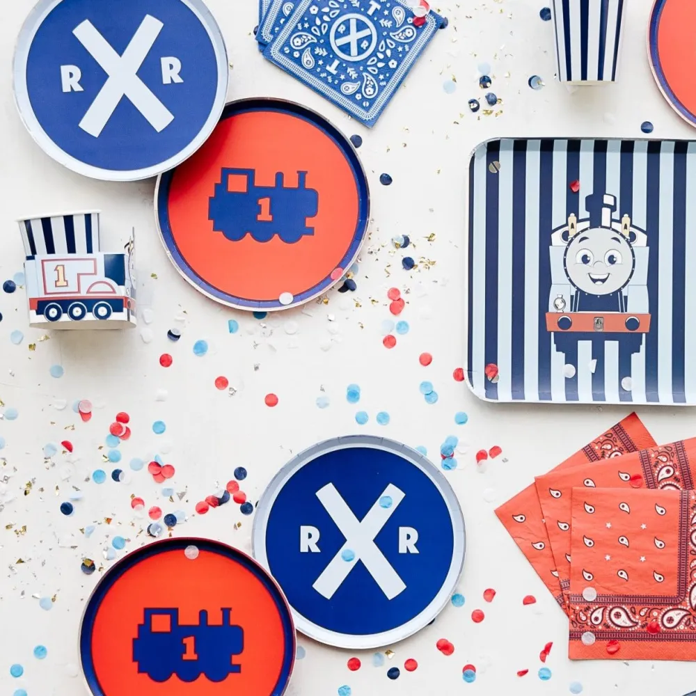Best Bonjour Fete Thomas & Friends™ Assorted Small Plates