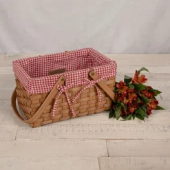 Best Picnic Time Family of Brands White & Red Gingham Farmhouse Picnic Basket
