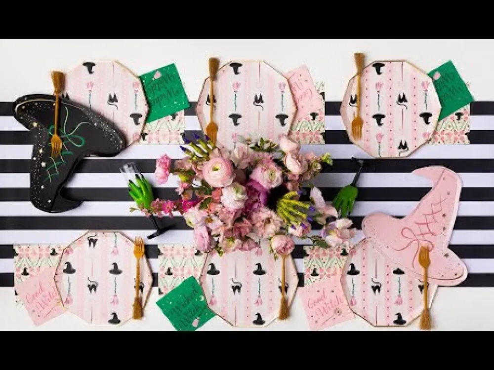 Discount Bonjour Fete Witch Hat & Broom Large Napkins